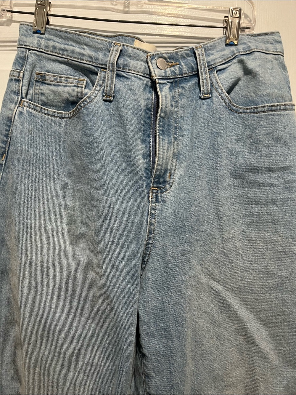 Universal Thread Light Blue Wide Leg Jeans - Picture 3 of 6
